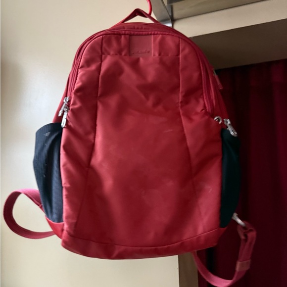 Pacsafe Metrosafe LS350 Ls Series Lightweight Anti Theft Red Travel Backpack